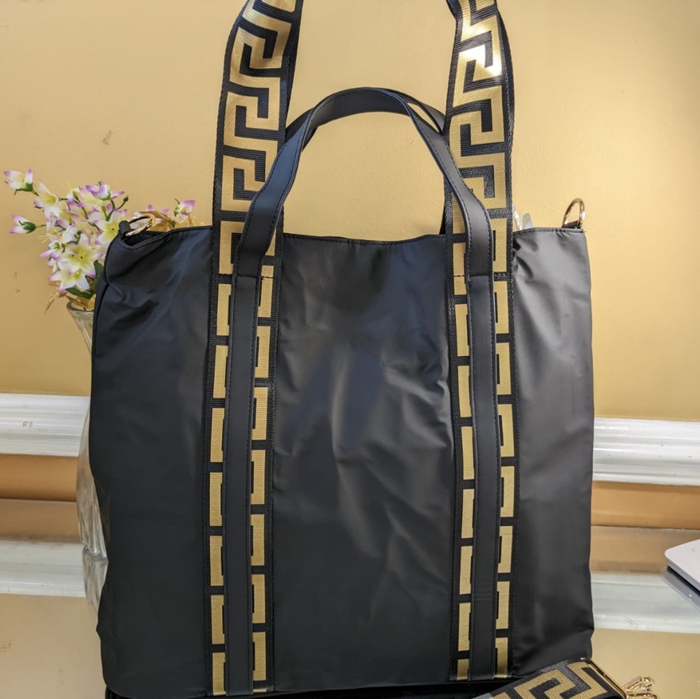 Versace bag - Picture 12 of 16